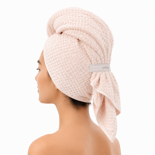 Omalu Hair Wrap in Rose, als Turban gewickelt, Seitenansicht